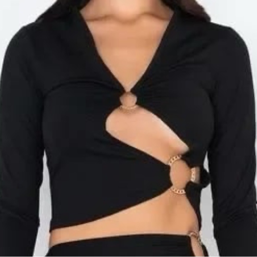 AKIRA Ring Cutout Long Sleeve Top